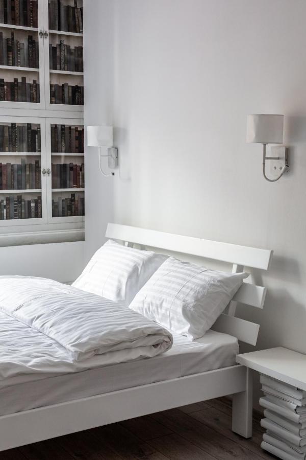 Bookinist Apartment Lviv Luaran gambar