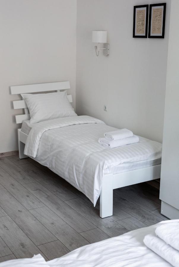 Bookinist Apartment Lviv Luaran gambar