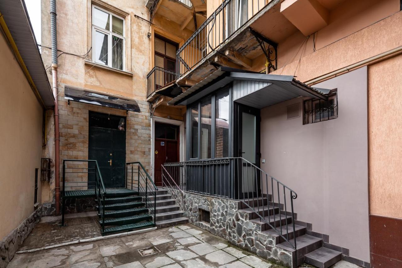 Bookinist Apartment Lviv Luaran gambar